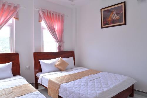 Pink Pearl Hotel 두옹 동 외부 사진
